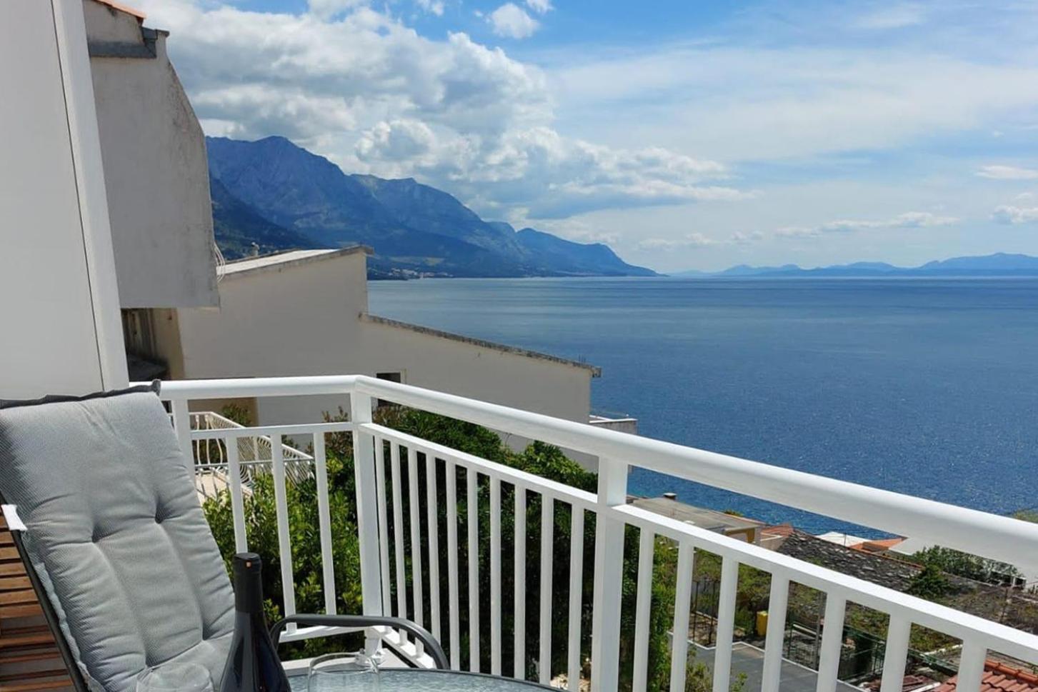 Apartments With A Parking Space Pisak, Omis - 1009 Екстериор снимка