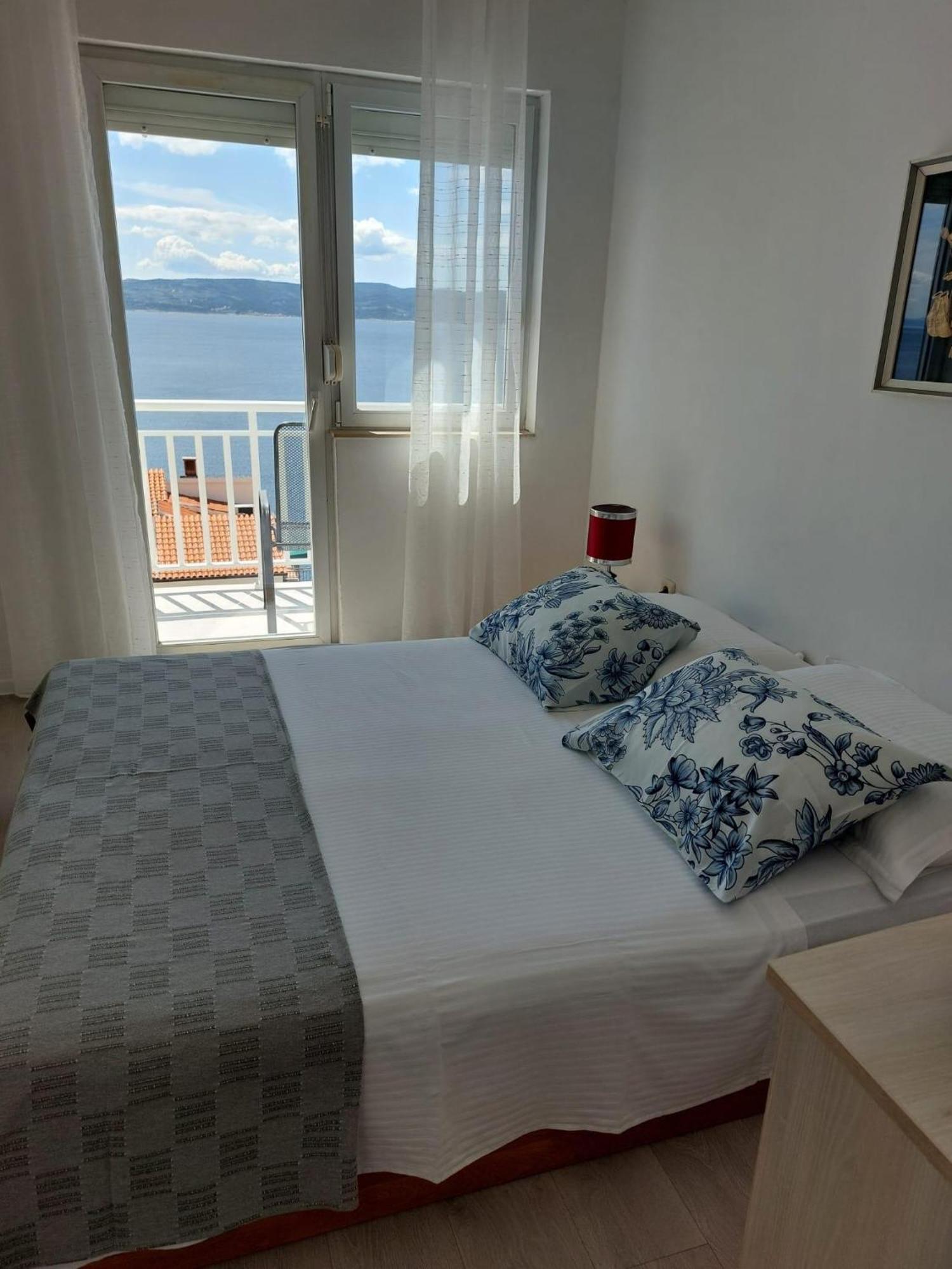 Apartments With A Parking Space Pisak, Omis - 1009 Екстериор снимка
