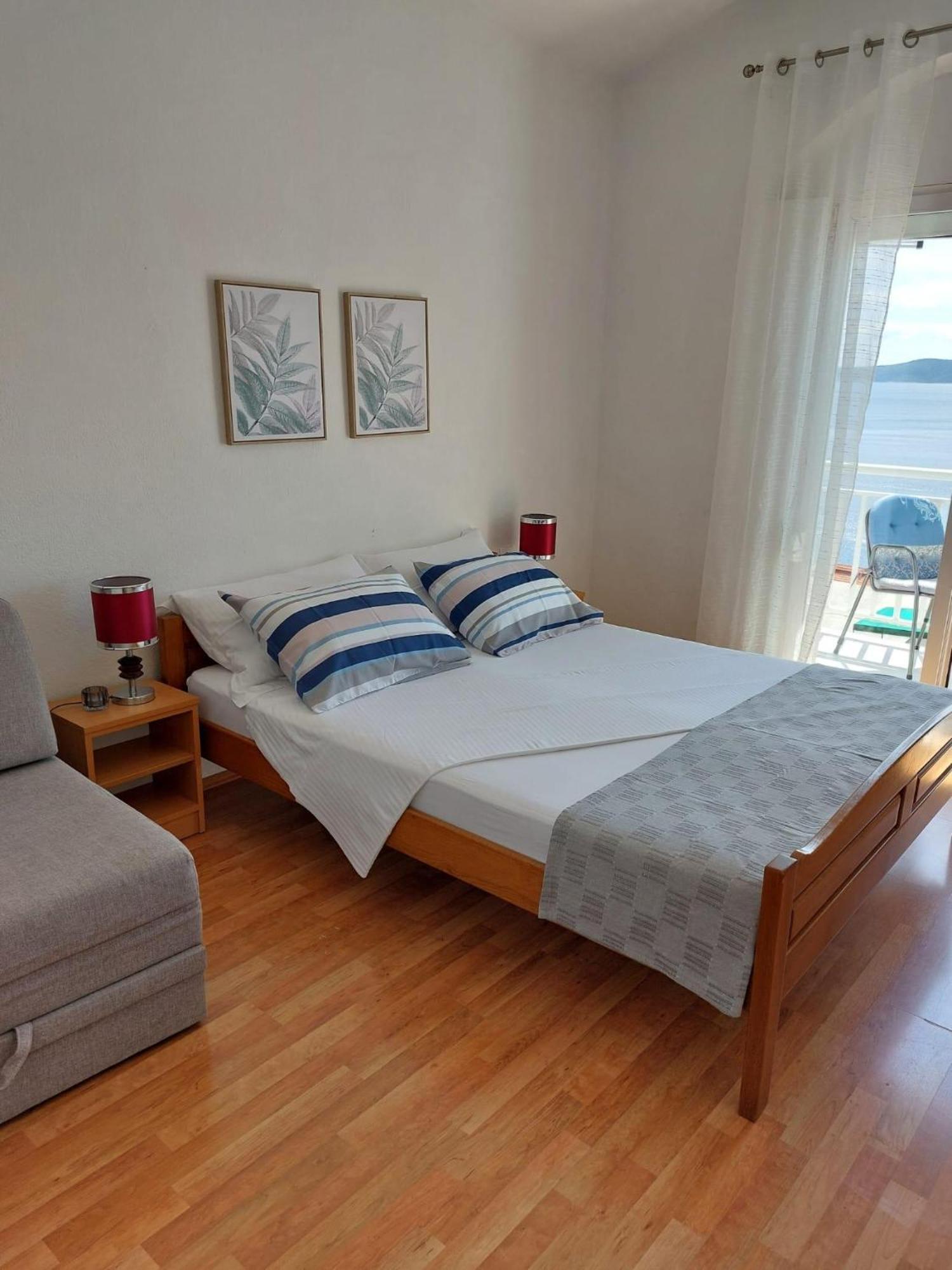 Apartments With A Parking Space Pisak, Omis - 1009 Екстериор снимка